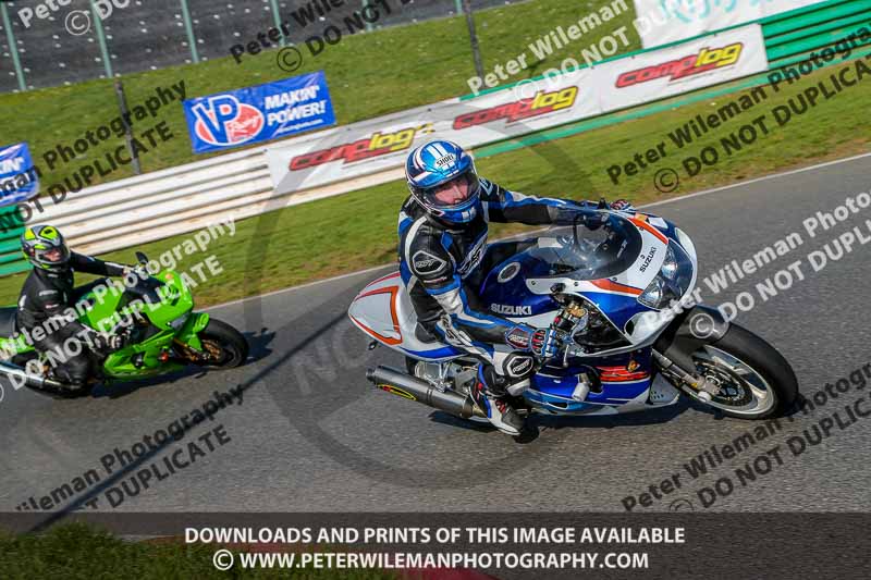 PJM Wedding Photography;enduro digital images;event digital images;eventdigitalimages;mallory park;mallory park photographs;mallory park trackday;mallory park trackday photographs;no limits trackdays;peter wileman photography;racing digital images;trackday digital images;trackday photos